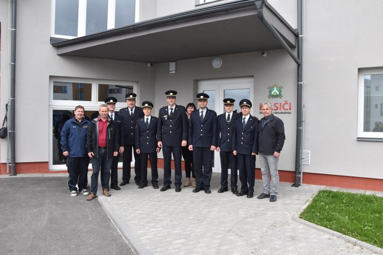 Ve Ždírci nad Doubravou měli poradu profesionální hasiči