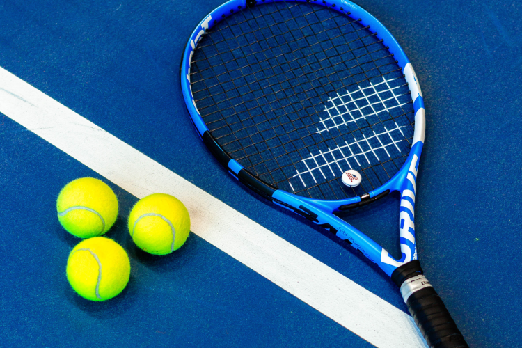 Předváděcí hodina tenisu pro děti z II. tříd ZŠ Ždírec nad Doubravou proběhne v pondělí 8. dubna 2024