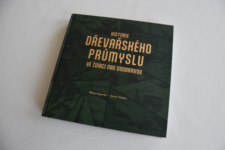 Podpořte, prosím, naši knihu "Historie dřevařského průmyslu ve Ždírci nad Doubravou" v soutěži o nejkrásnější knihu Vysočiny